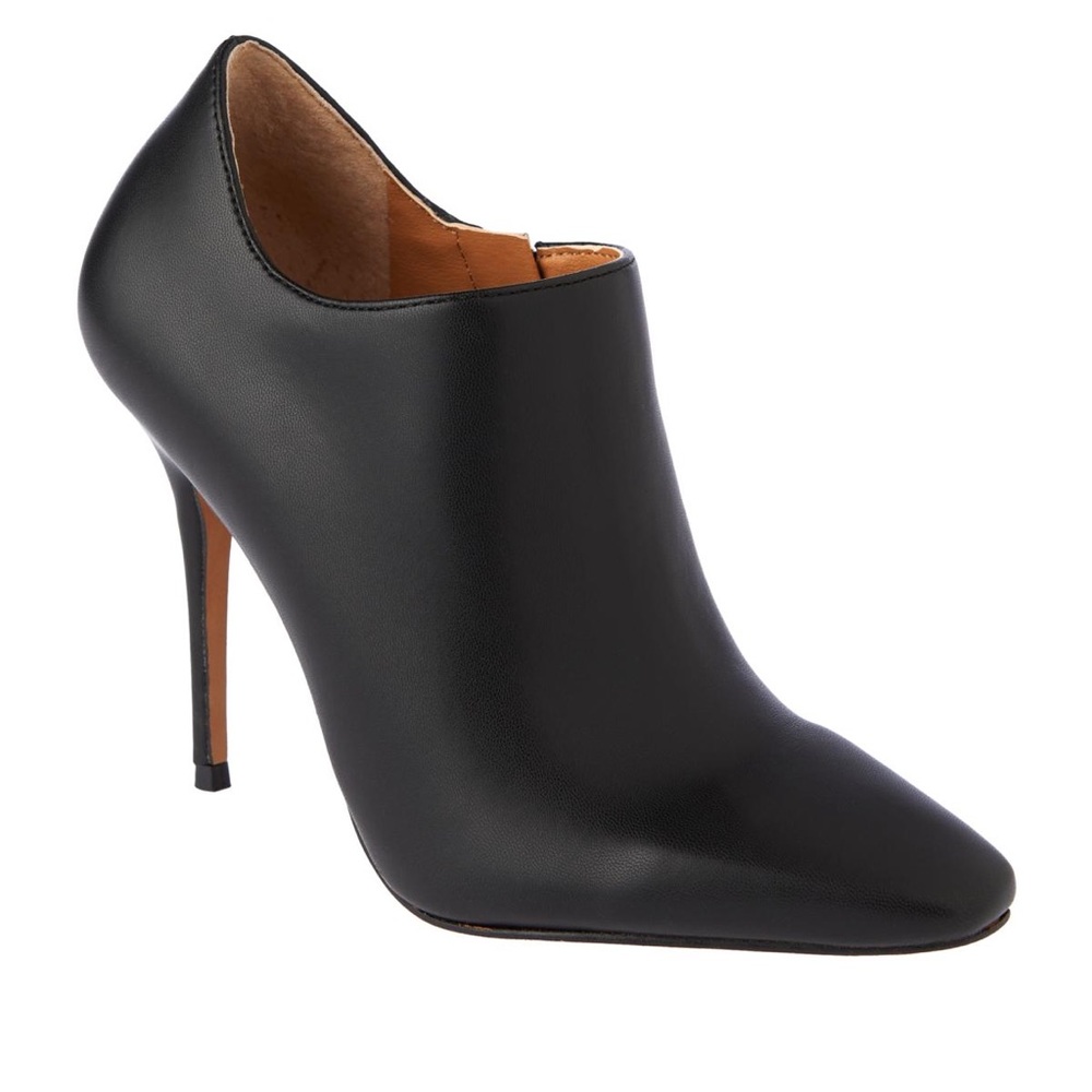 JESSICA SIMPSON BOOTIES